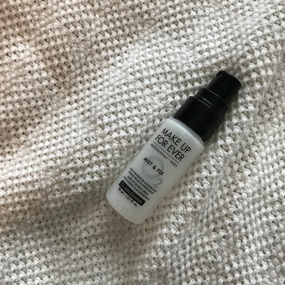 Makeup forever setting spray